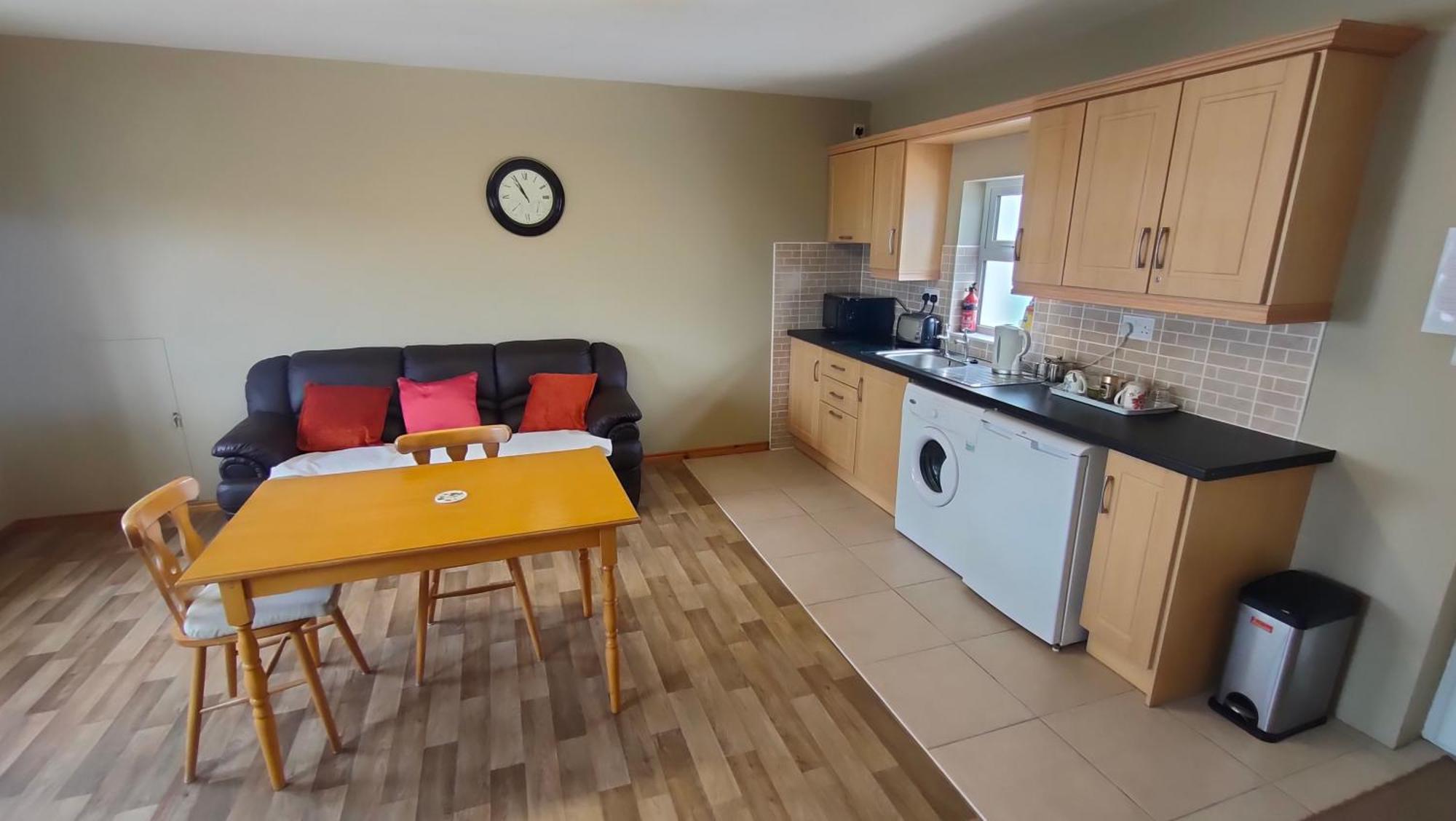 Danubio Guest Accommodation Doonbeg Exterior photo