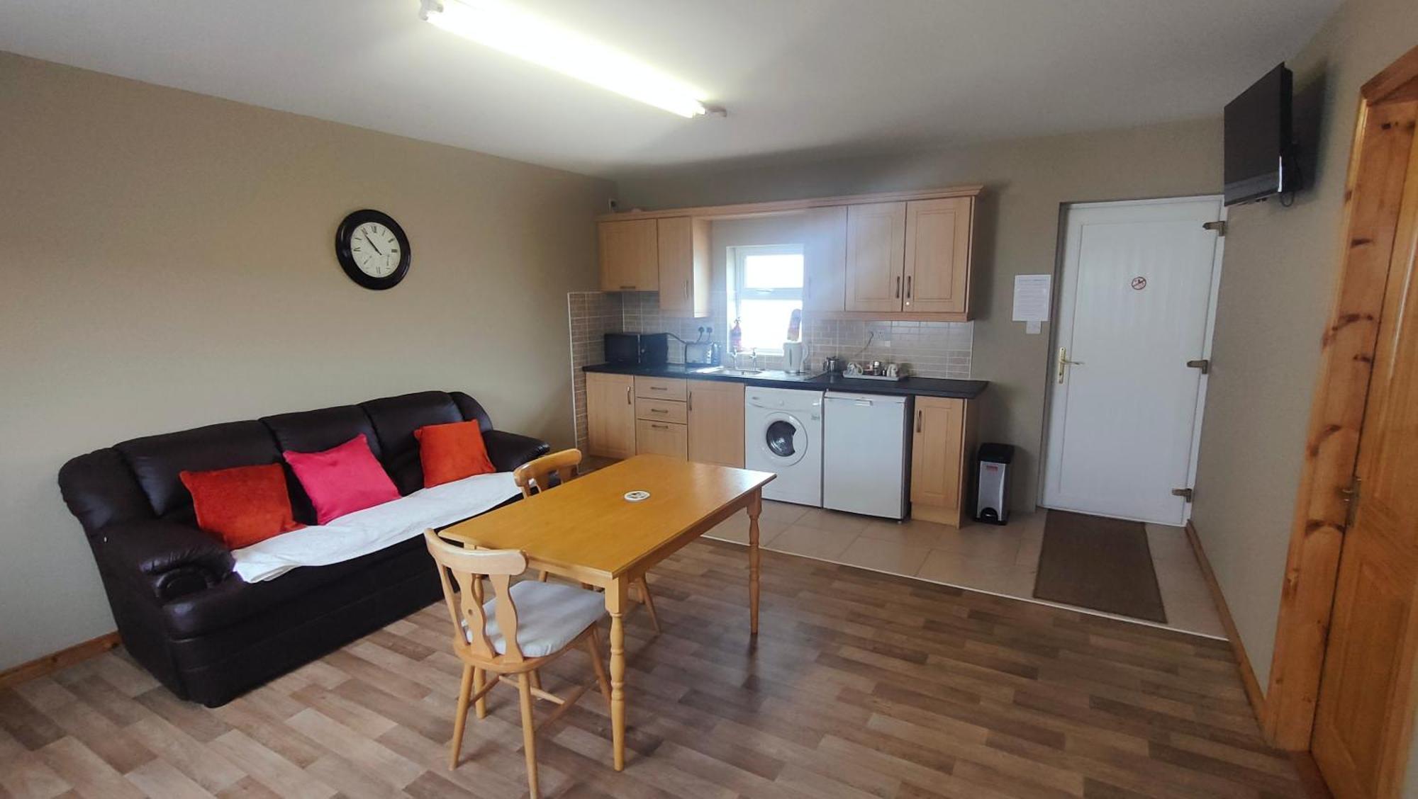Danubio Guest Accommodation Doonbeg Exterior photo